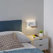 Lucande LED-væglampe Kimo, hvid/nikkel, aluminium, USB, hylde
