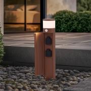 Lucande sokkellampe Corban, rust, sensor, stikkontakter, IP44