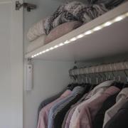 LED-lysbånd med bevægelsessensor, batteridrift