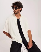 Woodbird WBBanks Tencel Shirt Kortærmede skjorter Offwhite