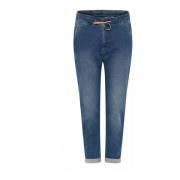 Slim-fit jeans