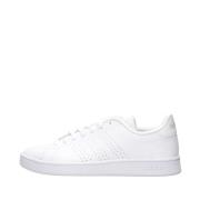 Hvide lavtop atletiske sneakers