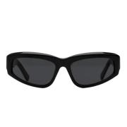 Stilfulde sorte solbriller med stærk karakter