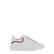 Hvide lave top sneakers røde detaljer
