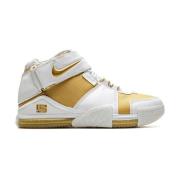 LeBron II Hvide/Guld Sneakers