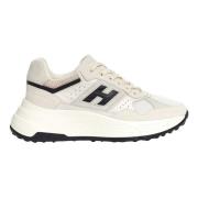 Hvid stof sorte sneakers