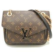 Pre-owned Plast louis-vuitton-tasker