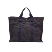 Pre-owned Canvas totes