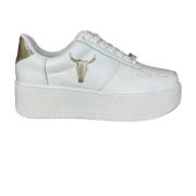 Hvide sneakers med guldlogo