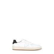 Hvide Sneakers med Ikonisk Patch