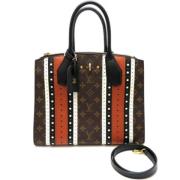 Pre-owned Canvas louis-vuitton-tasker