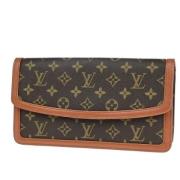 Pre-owned Canvas louis-vuitton-tasker