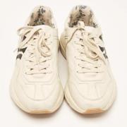 Pre-owned Laeder sneakers