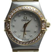 Pre-owned Metal watches