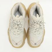 Pre-owned Laeder sneakers