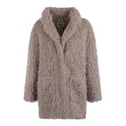 Faux-Fur Lapel Coat med knaplukning