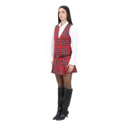 Kort rød tartan kjole moderne design