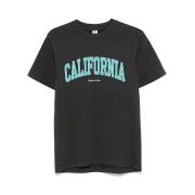 California T-shirt i Vasket Sort