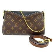 Pre-owned Canvas louis-vuitton-tasker