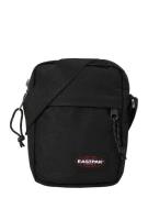 EASTPAK Skuldertaske 'The One'  sort