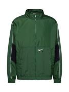 Nike Sportswear Overgangsjakke 'AIR'  mørkegrøn / sort / hvid