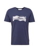ARMEDANGELS Bluser & t-shirts 'JAAMES WAVY CLOUDS'  navy / lysegrå / m...