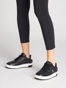 Calvin Klein Jeans Sneaker low 'BASKET'  sort / hvid