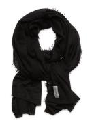 Helsinki Scarf Balmuir Black