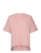 Fqhanneh-Tee FREE/QUENT Pink