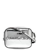 Sculpted Camera Bag18 Mono S Calvin Klein Silver
