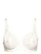 Mary Very Covering Underwired Bra CHANTELLE Cream