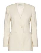 Anisa Collarless Fitted Blazer Malina Cream