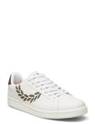 B721 Leather / Branded Fred Perry Cream