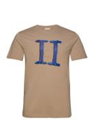 Hand Drawn Encore T-Shirt Les Deux Beige