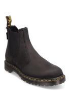 2976 Black Archive Pull Up Dr. Martens Black