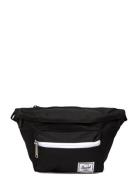 Pop Quiz Hip Pack Herschel Black