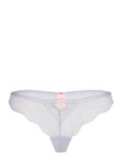 Isabelle Cheekini Hunkemöller Purple