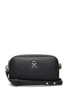 Th Emblem Camera Bag Tommy Hilfiger Black