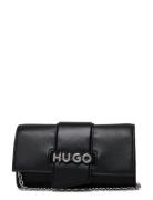 Mel 2.0 Clutch Flap HUGO Black
