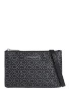 Ck Must Ew Xbody Mono Calvin Klein Black