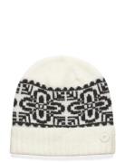 Disa Beanie Kari Traa White