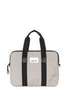 Day Gweneth Re-S Comp13 DAY ET Grey