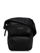 Godric_Ns Zip HUGO Black