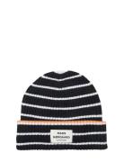 Yota Anju Stripe Beanie Mads Nørgaard Black