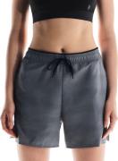 On Women's Trail Shorts Rock