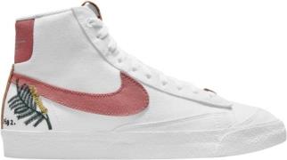 Nike Blazer mid '77 se Kvinde White Sneakers Str 40 - hos Magasin