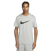 Nike Sportswear Repeat T Shirt L - T-shirts Bomuld hos Magasin