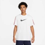 Nike Sportswear T Shirt L - T-shirts hos Magasin