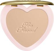 Too Faced Born This way Soft Blur Pudder 4.8 G - Fast hos Magasin