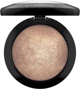 MAC Mineralize Skinfinish 10.00 g - Highlighter hos Magasin